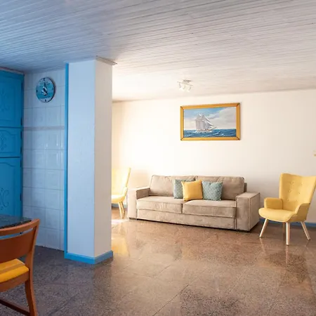 Ferienhaus Viana Fishers House - Pool & !