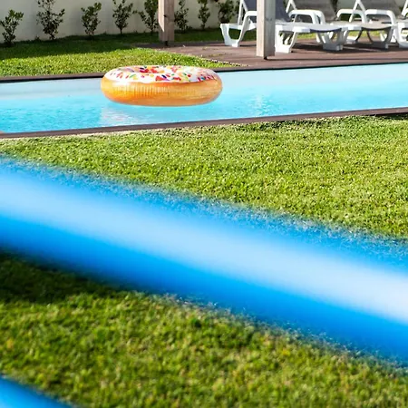 Dom wakacyjny Viana Fishers House - Pool&beach !