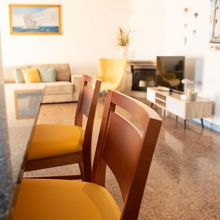 Dom wakacyjny Viana Fishers House - Pool&beach !